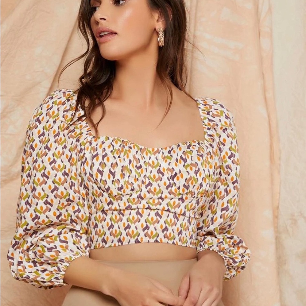 CUTE CROP TOP